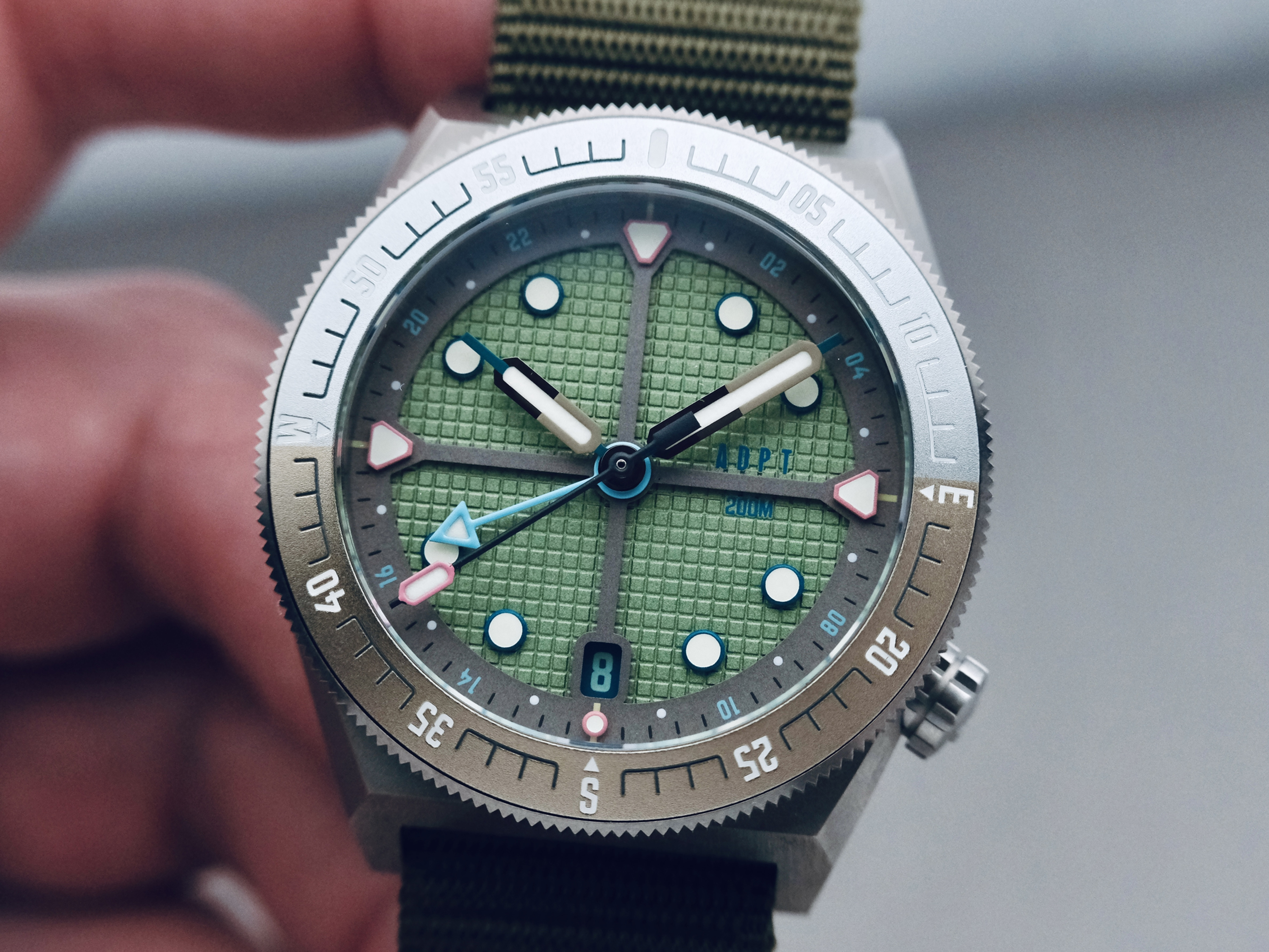 adpt様 ADPT Series 1 Dual Time Review | Mainspring Watch Magazine